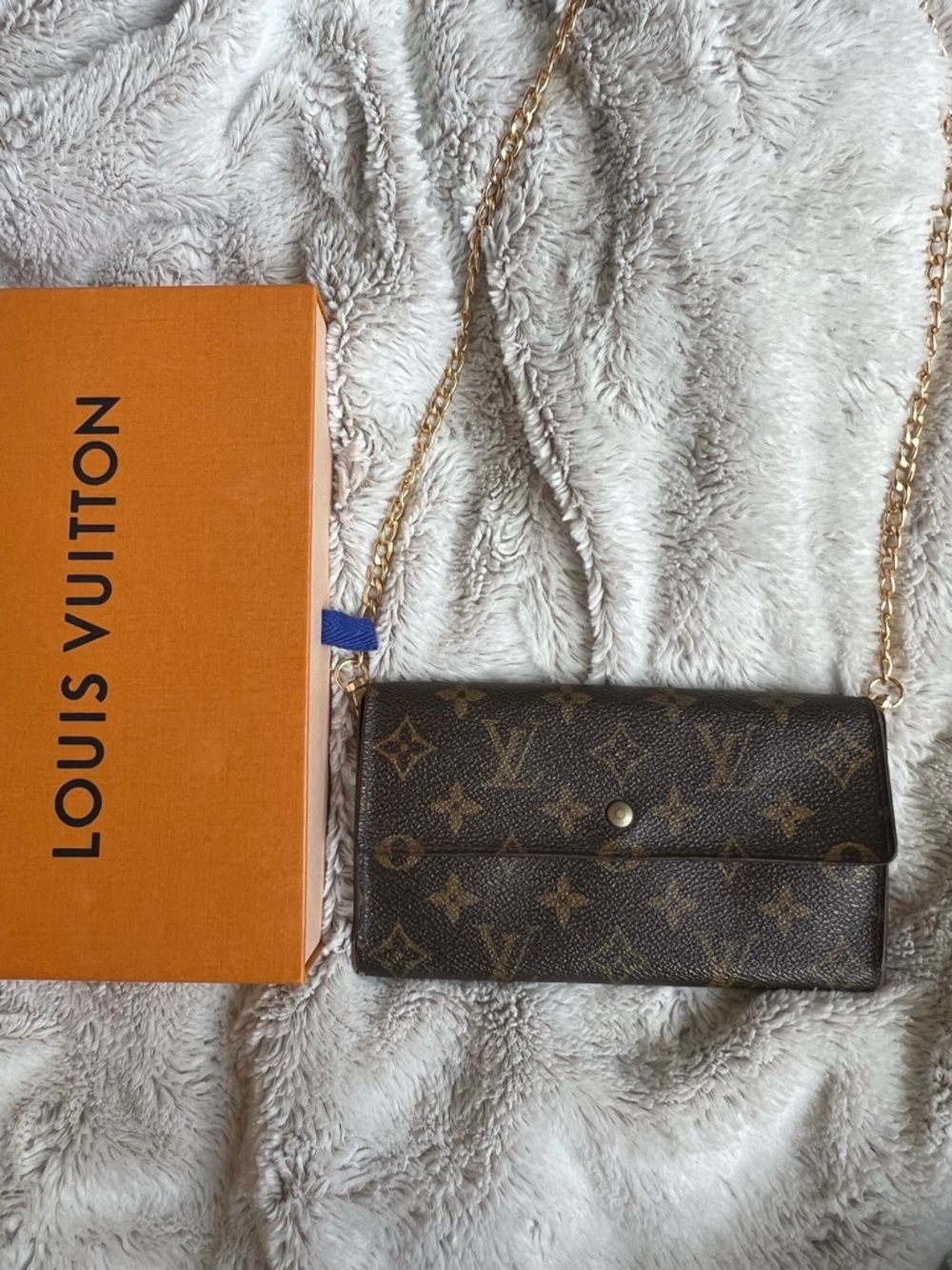 Louis Vuitton Monogram Chain Wallet Crossbody - Brown/Gold - Picture 2 of 11